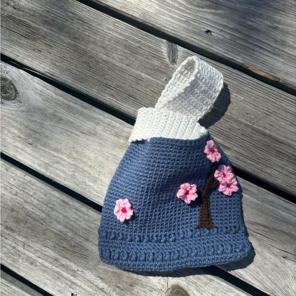NEW! Hand Crocheted Blue and White Japanese Knot Bag